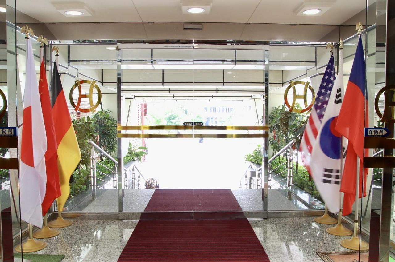 Oriental Hotel Tainan Exterior photo